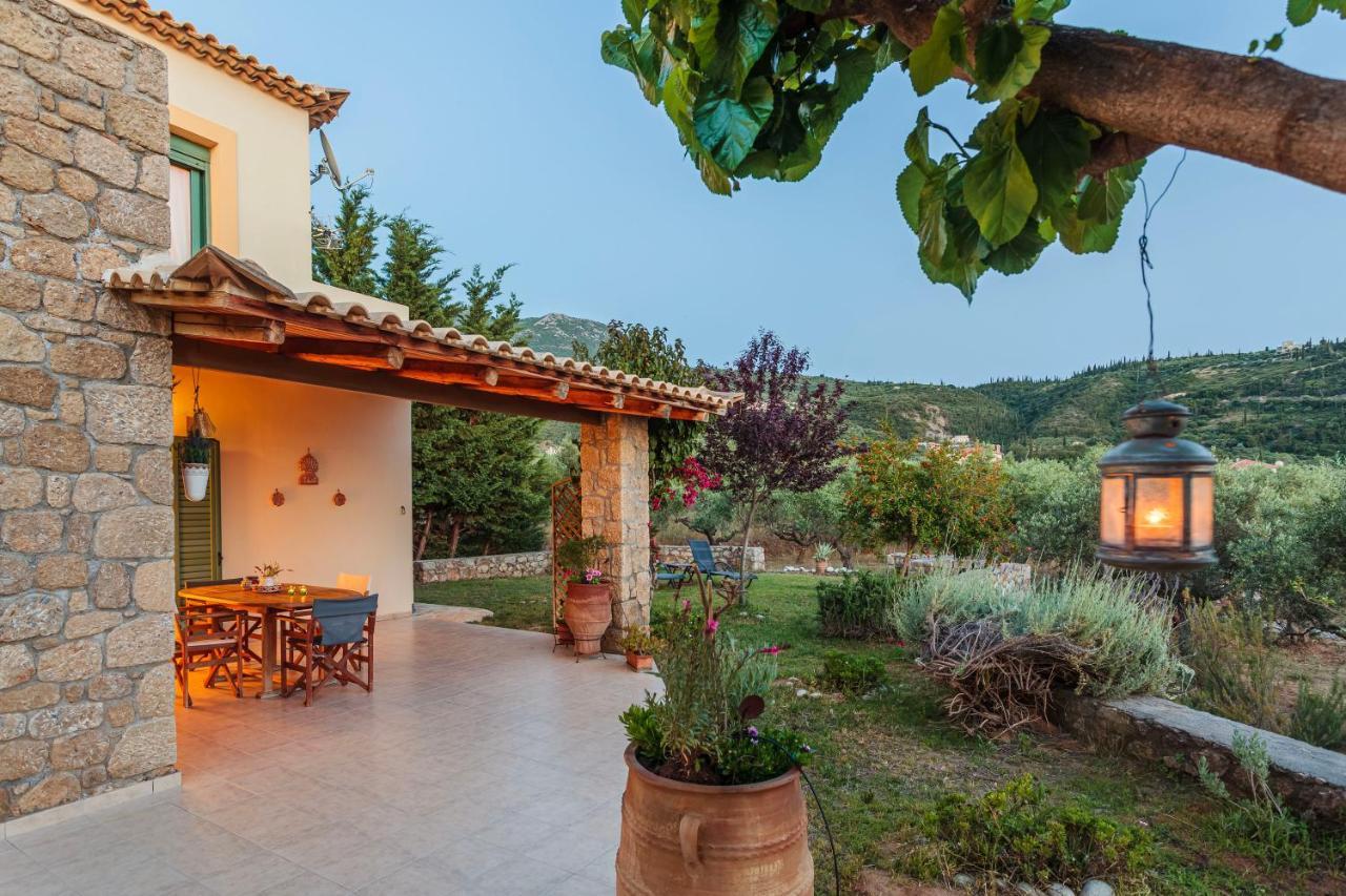 Lavender Garden Retreat - Secluded Seaside Getaway Kotronion (West Mani) Exterior foto