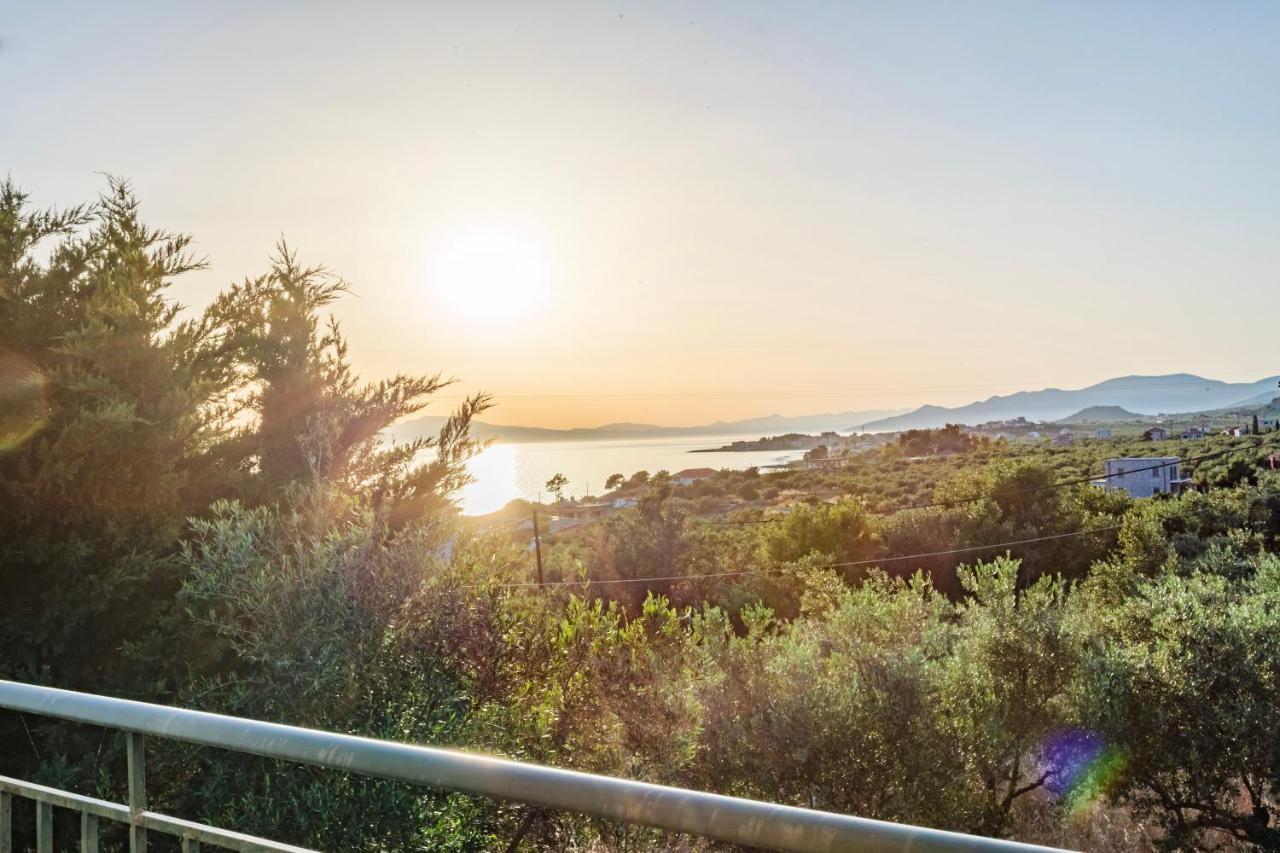 Lavender Garden Retreat - Secluded Seaside Getaway Kotronion (West Mani) Exterior foto
