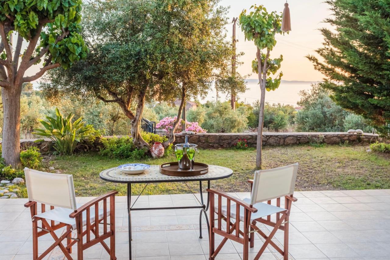 Lavender Garden Retreat - Secluded Seaside Getaway Kotronion (West Mani) Exterior foto