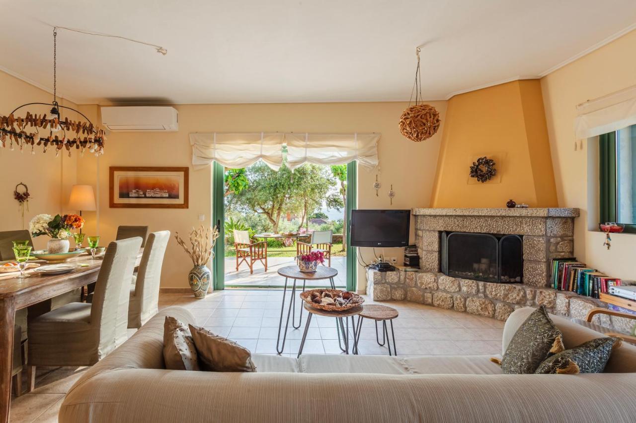 Lavender Garden Retreat - Secluded Seaside Getaway Kotronion (West Mani) Exterior foto