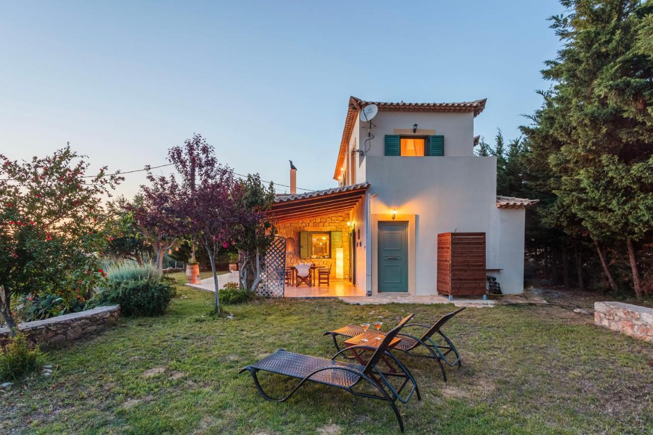 Lavender Garden Retreat - Secluded Seaside Getaway Kotronion (West Mani) Exterior foto